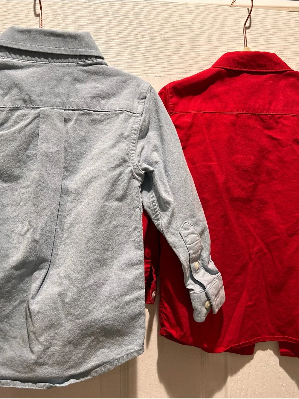 Vineyard Vines Light Blue Oxford Shirt for Kids and Red H&M shirt